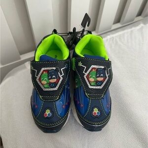 Toddler size 9 PJ Mask Light Up